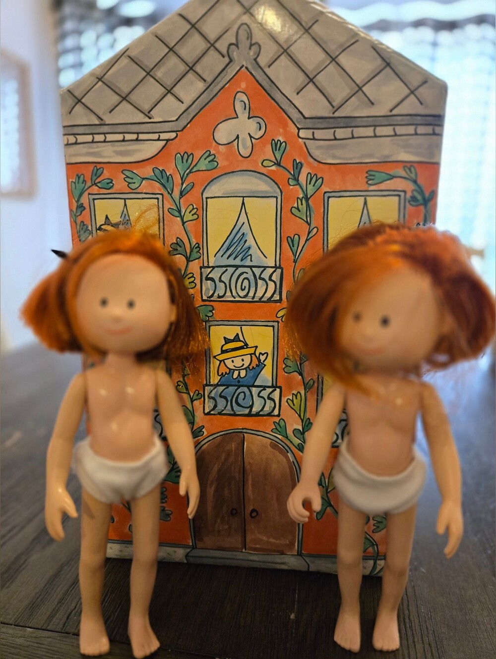 1999 Eden Toys Madeline & Friends Doll House Carrying Case